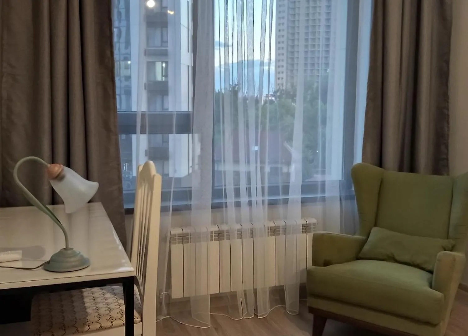 Cozy Apartment In Exclusive Star Almati 0*,