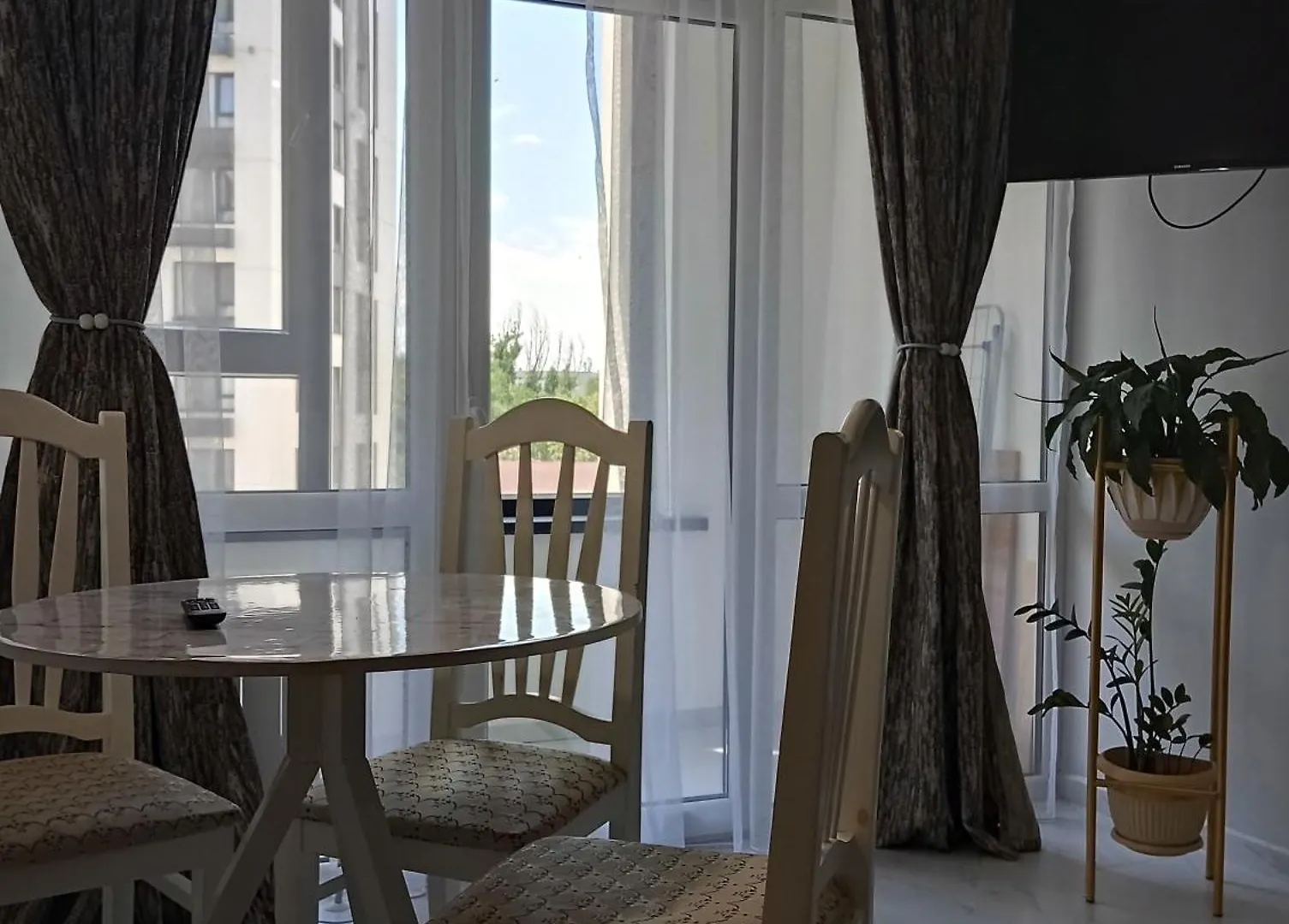 Cozy Apartment In Exclusive Star Almati